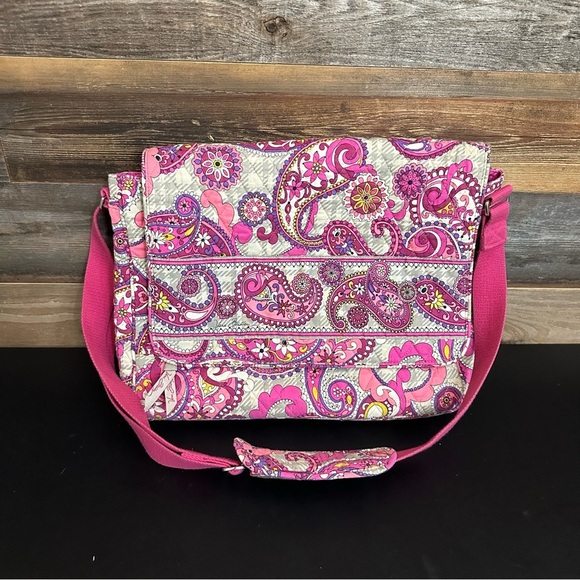 Vera Bradley Messenger Cross Body Bag Pink Paisley Meets Plaid Retired Computer - Picture 1 of 10